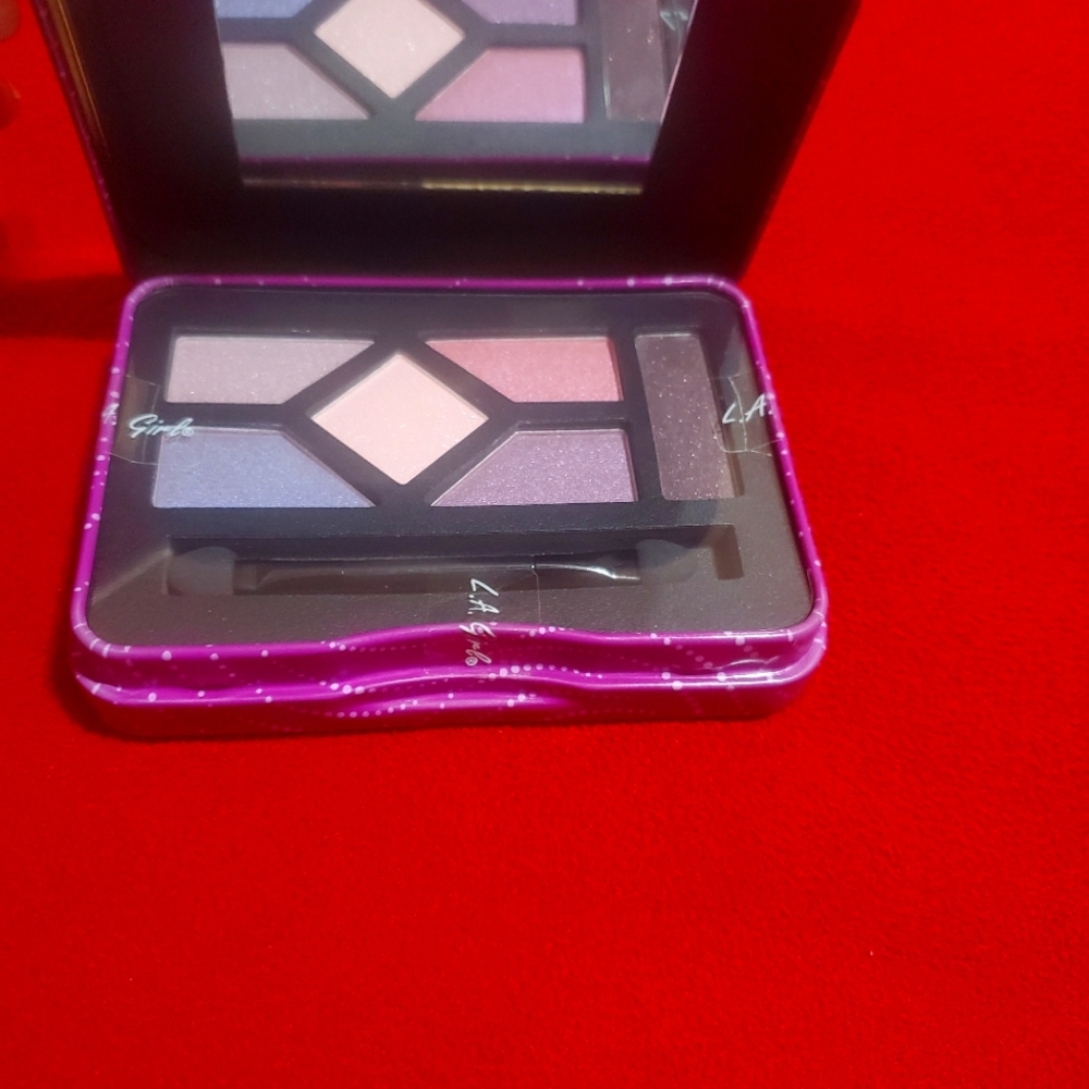Eyeshadow
